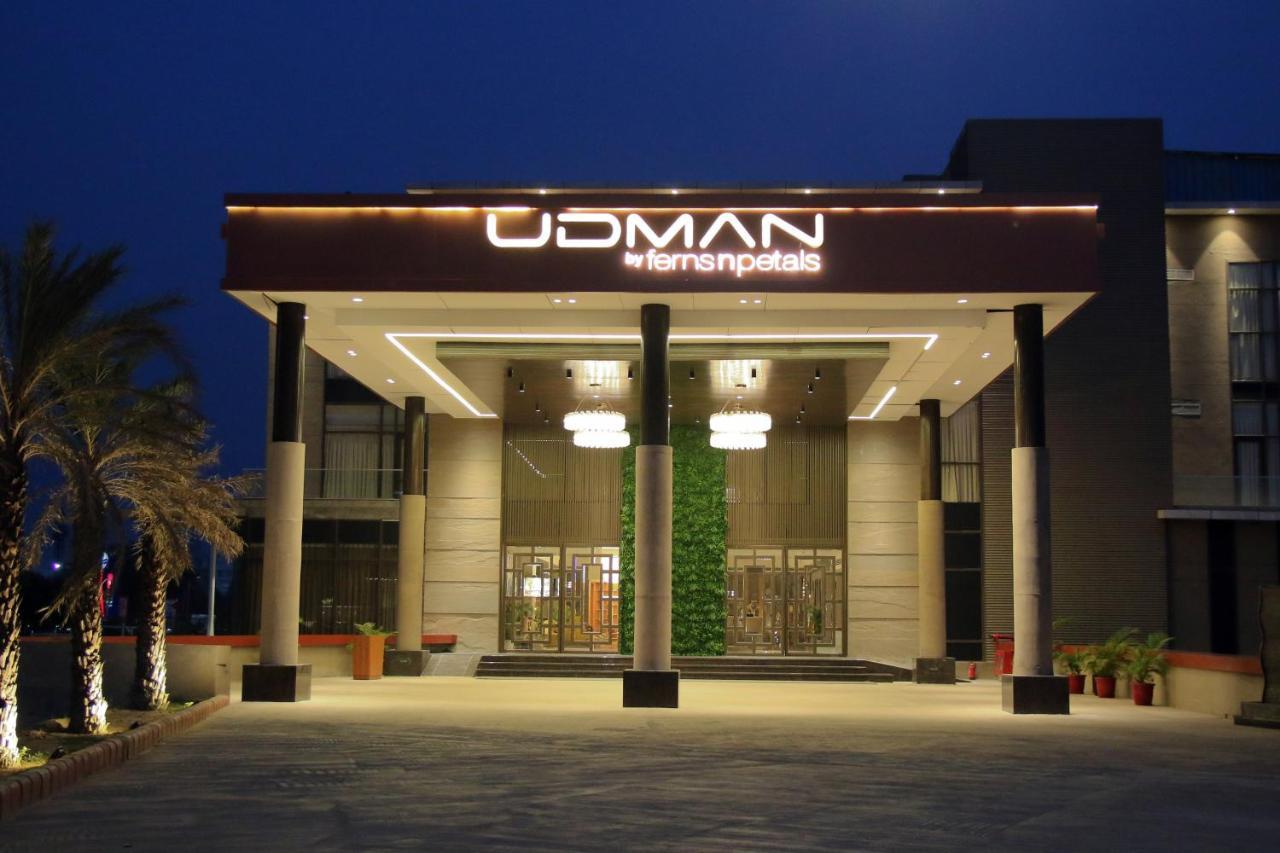 Udman Hotel Greater Noida Buitenkant foto