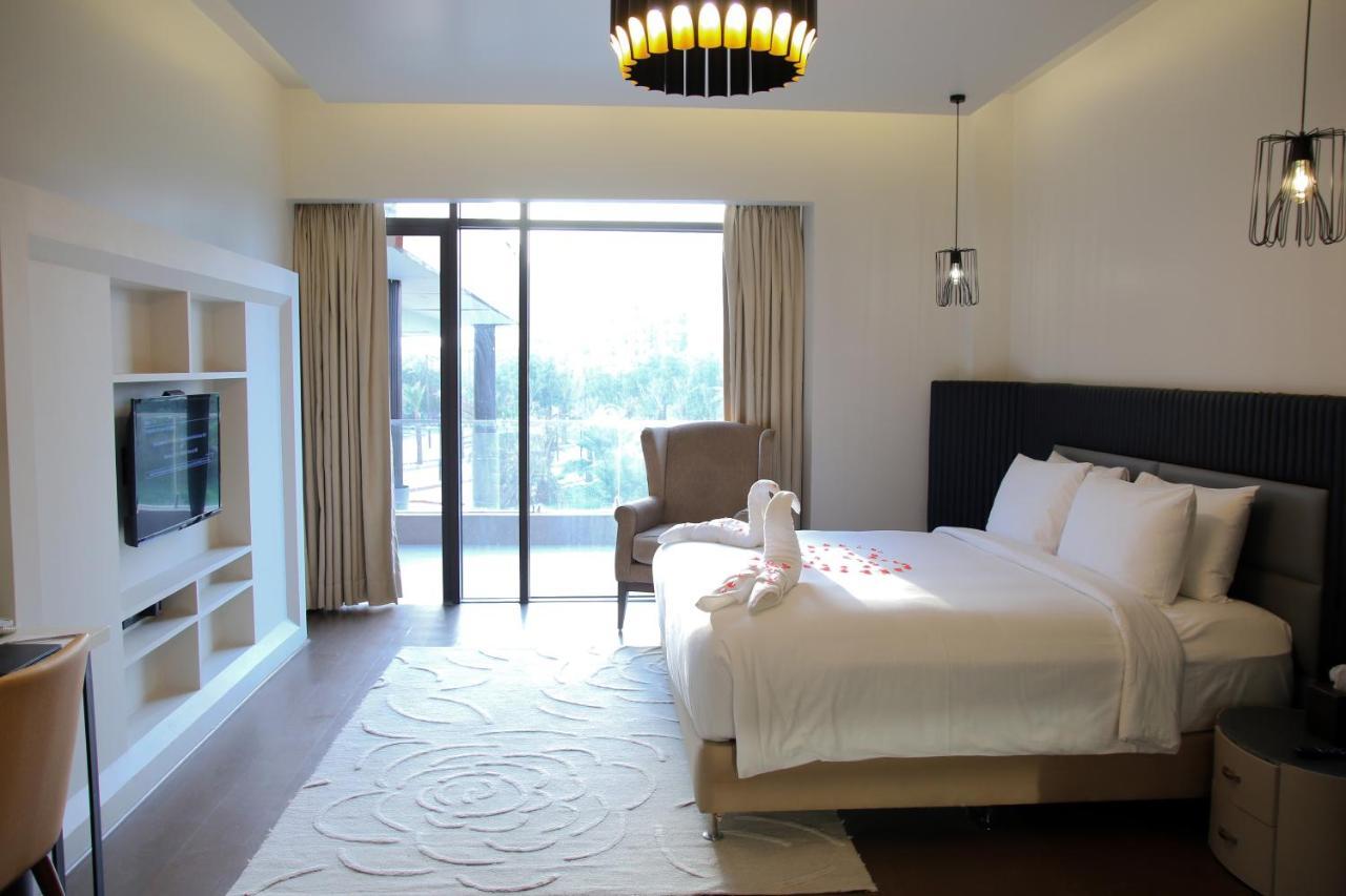 Udman Hotel Greater Noida Buitenkant foto