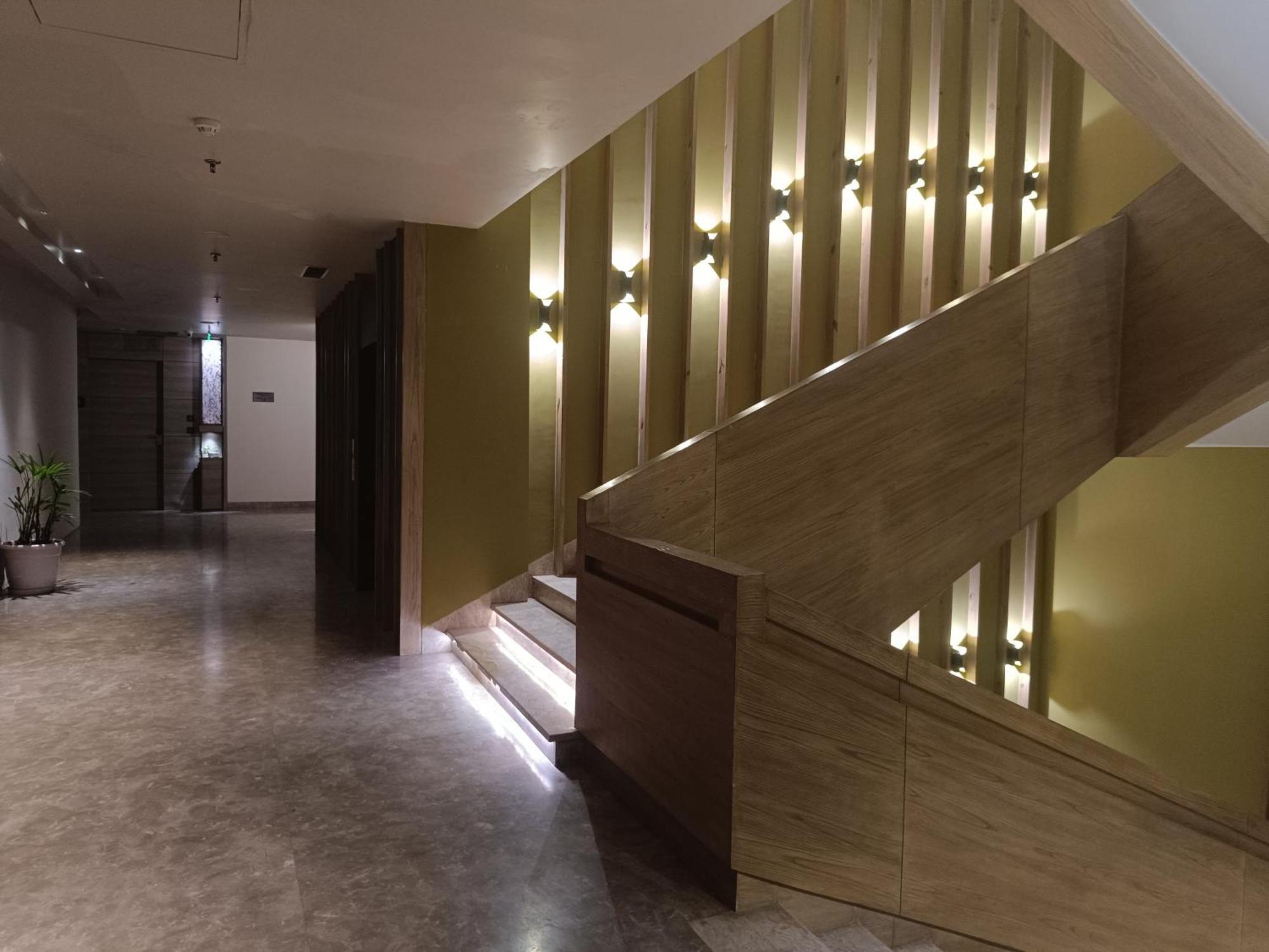 Udman Hotel Greater Noida Buitenkant foto