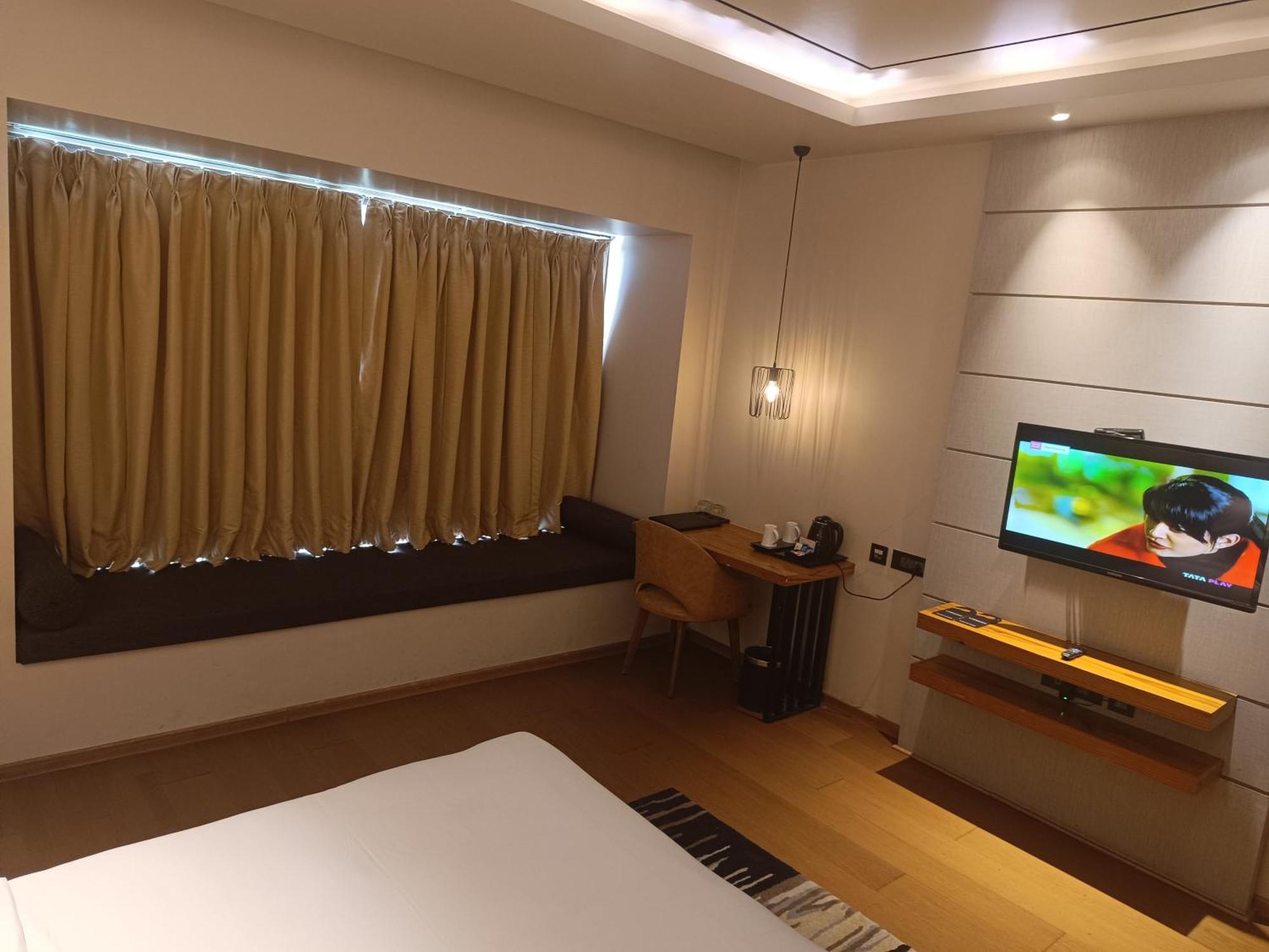 Udman Hotel Greater Noida Buitenkant foto