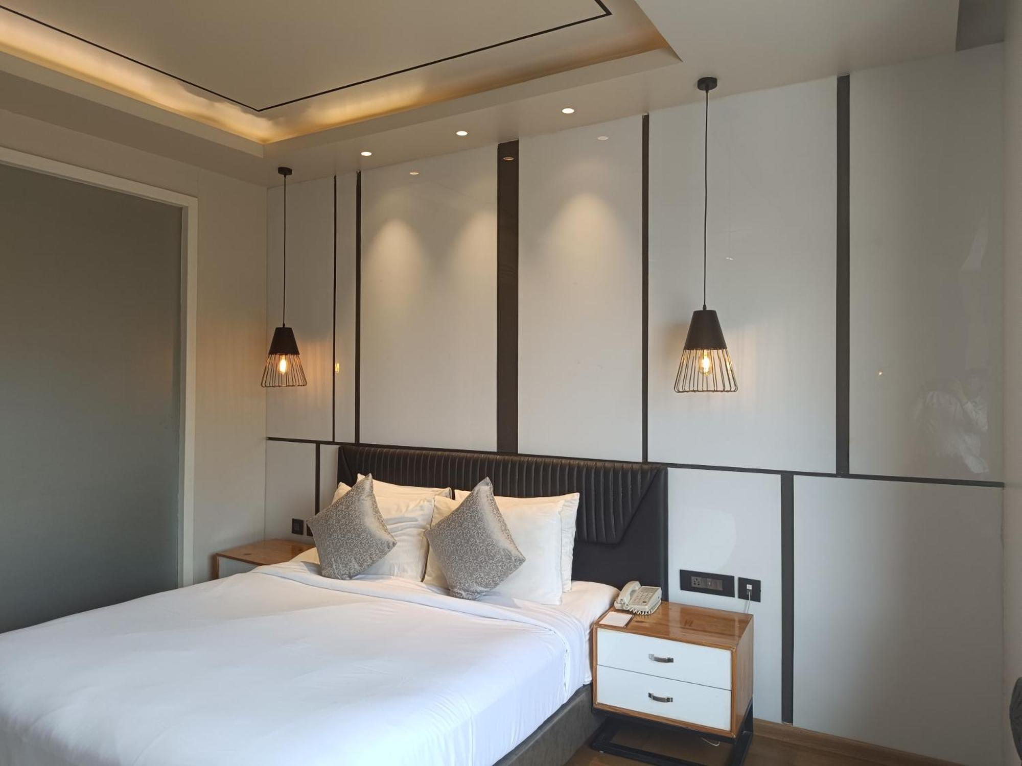 Udman Hotel Greater Noida Buitenkant foto