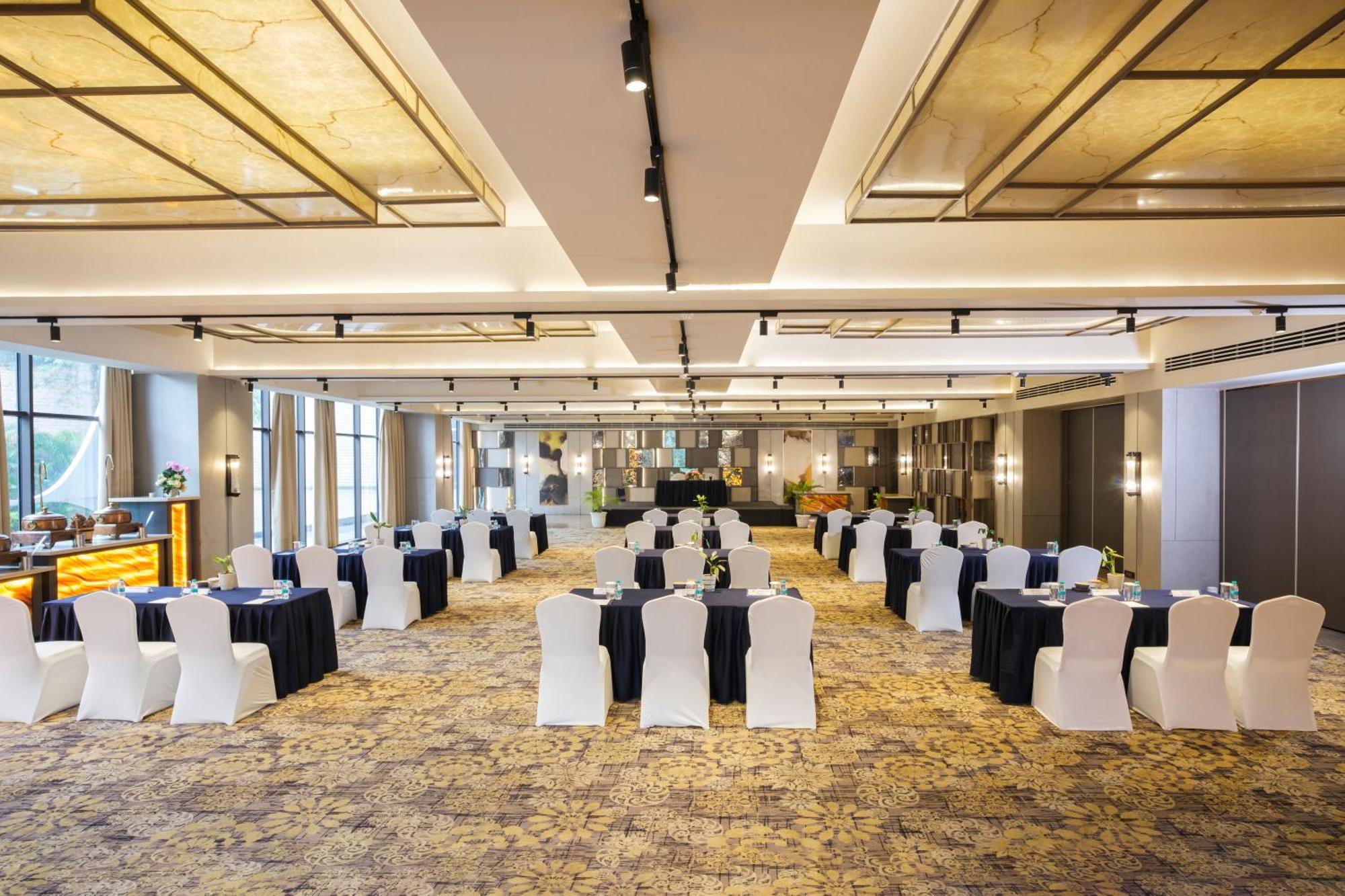 Udman Hotel Greater Noida Buitenkant foto