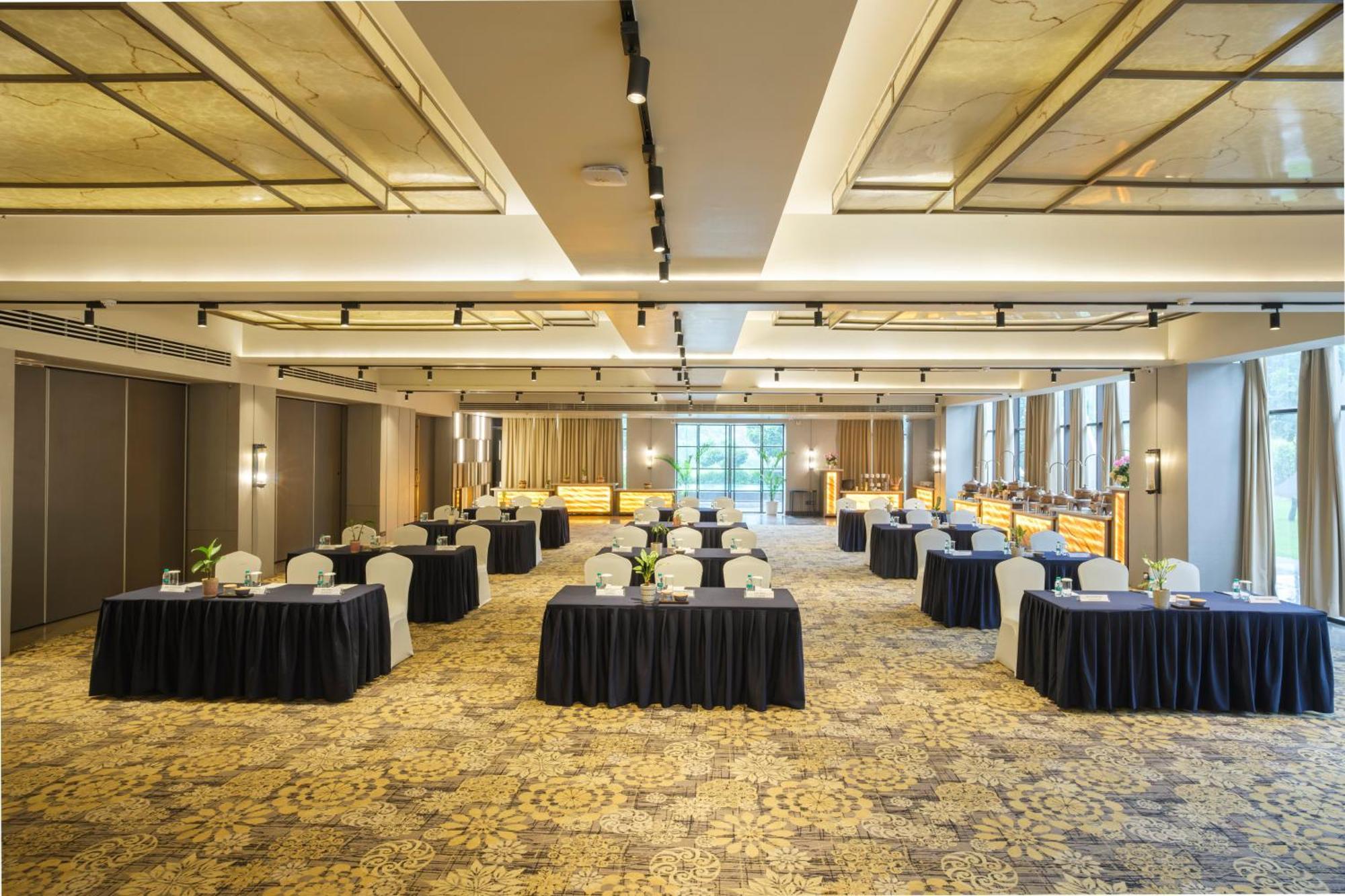 Udman Hotel Greater Noida Buitenkant foto